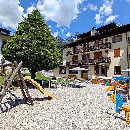Hotel La Nuova Montanina Auronzo di Cadore Exterior photo