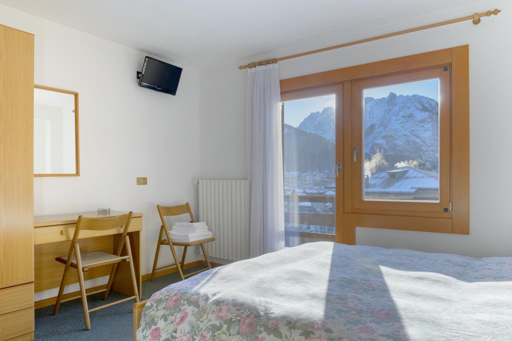 Hotel La Nuova Montanina Auronzo di Cadore Exterior photo
